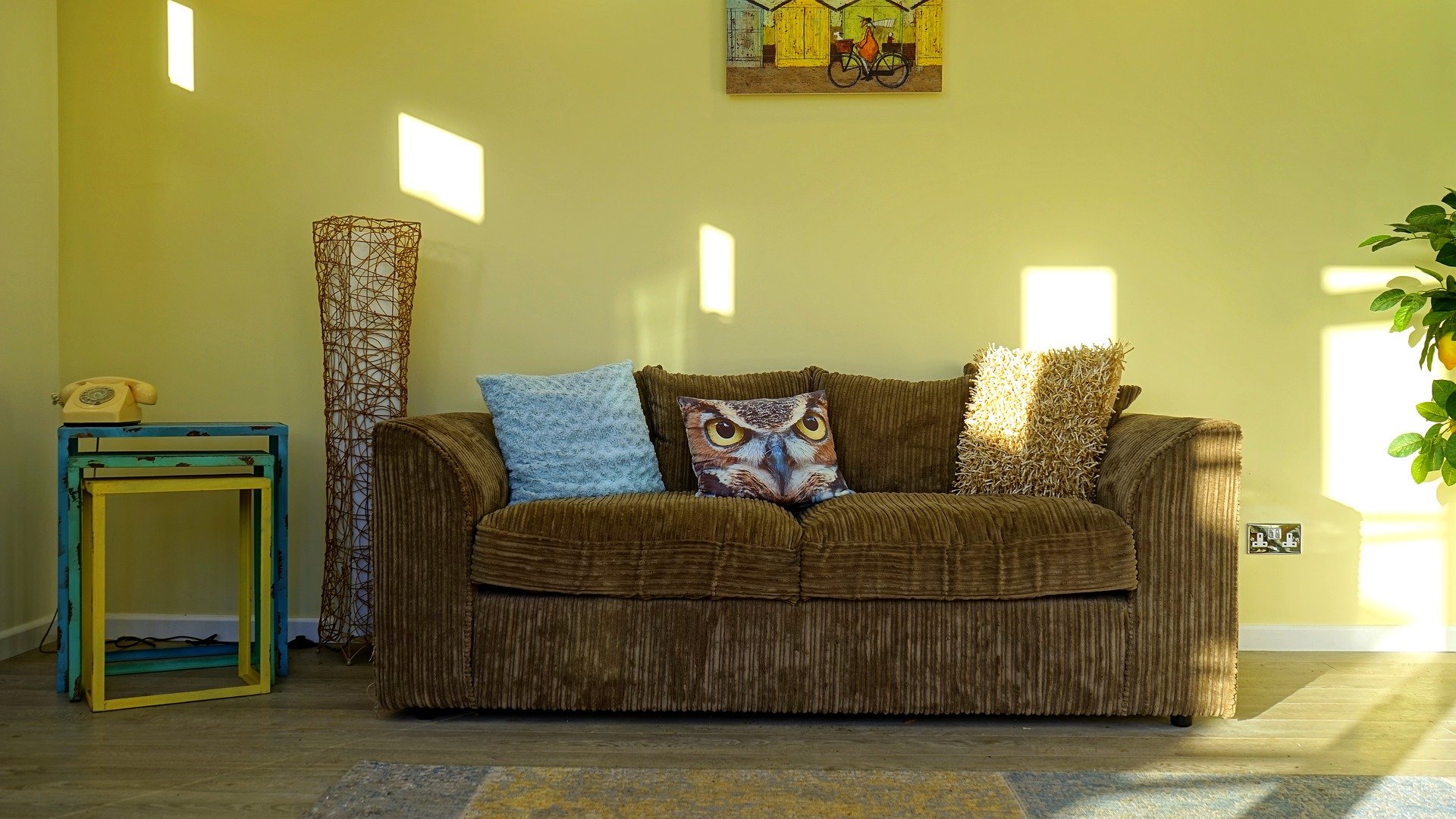 Shades of Green Home Decor Living Room
